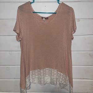 Horizontal stripped shirt